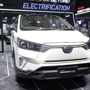 PLN Dukung Toyota Astra Kembangkan Kendaraan Listrik