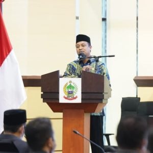 Gubernur Sulsel Instruksikan ASN dan Warga Muslim Tunaikan Zakat