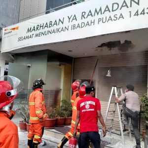 Korsleting Listrik, Bank di Parepare Nyaris Terbakar