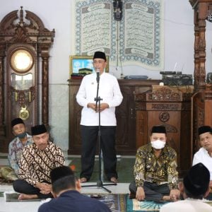 Safari Ramadan Duo Amran di Takkalalla, dari Dialog Bahas Pupuk, Infrastruktur hingga Tinjau Vaksinasi