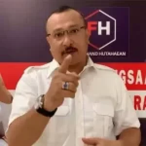 Dihujat Netizen Gegara Sebut Allah Lemah, Ferdinand Hutahaean Minta Maaf