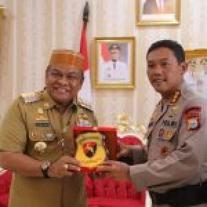 Perdana, Dansat Brimob Sulsel Kunker ke Batalyon C Pelopor Bone