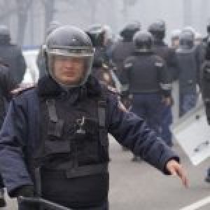 Kerusuhan Kazakhstan, Warga Dilarang Protes