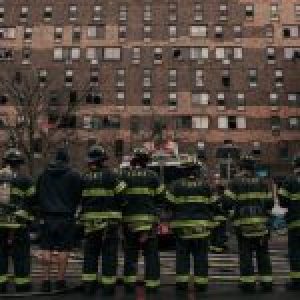 Kebakaran Gedung Apartemen Bronx Menyebabkan 19 Orang Tewas