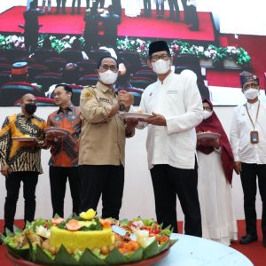 Civitas Akademika Poltekpar Makassar Gelar Halal Bihalal