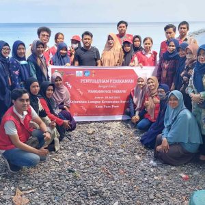 Mahasiswa KKN Unhas Kolaborasi Dinas PKP Gelar Penyuluhan ke Nelayan Parepare