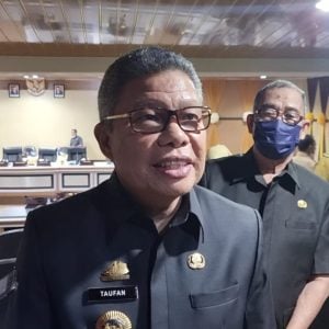 Paripurna, Wali Kota Parepare Serahkan Ranperda Pertanggungjawaban Pelaksanaan APBD 2021