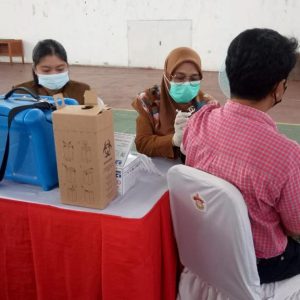 Cegah Lonjakan Covid-19, BINDA Sulsel Gencar Vaksinasi di Makassar