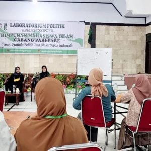 Erna Rasyid Taufan Didaulat Jadi Pemateri Laboratorium Politik Tingkat Nasional