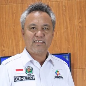 Dukung Dunia Pendidikan, Budiman Siapkan Beasiswa Berprestasi dan Kurang Mampu untuk Warga Lutim