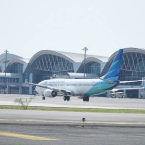 Meski Cuaca Ekstrem, Penerbangan di Bandara Sultan Hasanuddin Tetap Berjalan