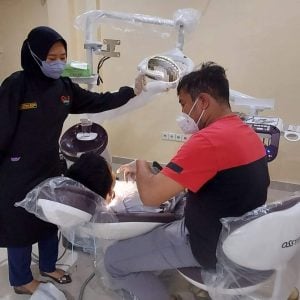 AM Dental Aesthetic Clinic Sediakan Pelayanan Spesialis dan Ahli Gigi di Makassar