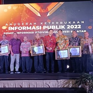 Pemkab Pinrang Kembali Raih Penghargaan Sebagai Kabupaten Informatif