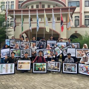 Keren, Mahasiswa IKOM UINAM Latihan Praktek Fotografi