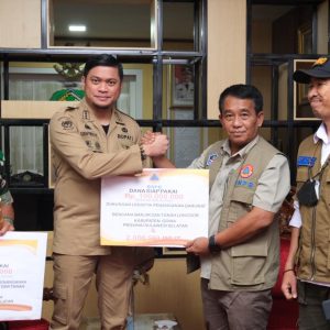 Terima Bantuan dari BNPB, Bupati Adnan Berikan Langsung ke Kecamatan Terdampak