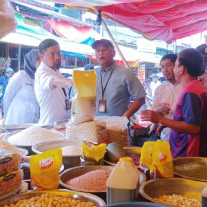 Minyak Curah Hilang di Pasaran, Harga Minyak Kemasan Meroket