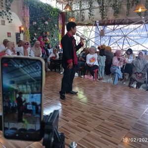 Berlangsung Meriah, Lomba Karaoke Lintas Angkatan Alumni SMP YP Bungaya yang Digelar Angkatan 90