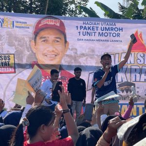 Rudianto Lallo Kampanye Anti Plastik dan Pencemaran Lingkungan Hidup di Pulau Sangkarrang