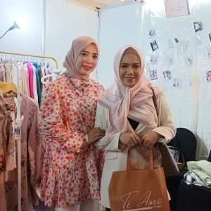 Dara Bugis Sukses Taklukkan Dago Dengan Brand Fashion Muslim Te Amo
