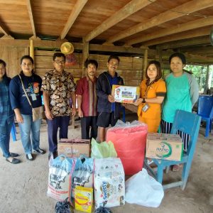 Pemprov Sulsel Salurkan Bantuan Logistik untuk Korban Terdampak Angin Puting Beliung di Toraja