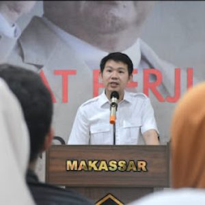 Anggota DPRD Makassar Eric Horas Gelar Buka Puasa Bersama Sekretariat DPC Gerindra