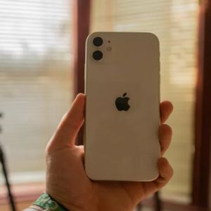 Harga iPhone 11 Terbaru Juni 2023 Turun Drastis: Desain HP Keren dengan Kualitas Kamera Jernih