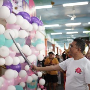 Apresiasi Retailer, Tri Gelar FUNtasTRI di 8 Kota di Kalimantan dan Sulawesi