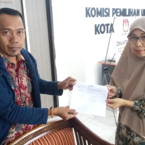 Pecat Delapan PPS, KPU Makassar Dituding Tidak Profesional