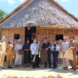 Direktur Hak Cipta dan Desain Industri Kemenkumham Kunjungi Kampung Adat Gebong Memarong