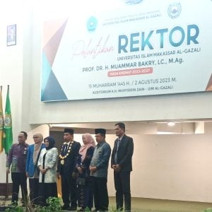 Prof Muammar Bakry Resmi Nahkodai Universitas Islam Makassar Al-Gazali