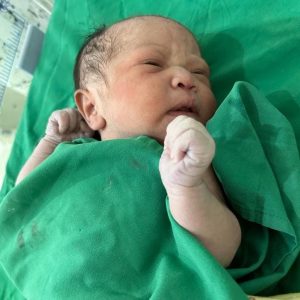 Sepasang Bayi Lahir Normal Tepat di HUT ke-78 RI 17 Agustus