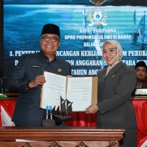 Sekda Sulbar Hadiri Paripurna KUA-PPAS APBD 2024