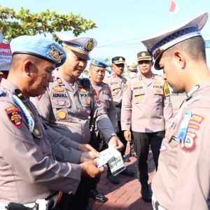 Pemeriksaan Internal Anggota Polri Dalam Rangka Operasi Zebra Pallawa 2023 di Wilayah Polres Parepare