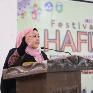 Erna Rasyid Taufan Buka Festival Hafiz Disdikbud Parepare
