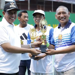 Tutup Turnamen Tennis Bupati Cup 2023, Amran Mahmud Harap Jadi Ajang Siapkan Atlit Berbakat