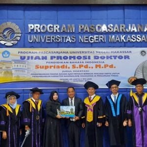 Supriadi Raih Gelar Doktor Pada Prodi Bahasa Indonesia Pasca Sarjana UNM