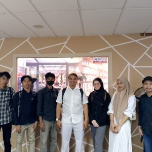 Belajar Investigasi Reporting, Mahasiswa UMI Makassar Kunjungi Kantor Fajar TV
