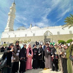 Jemaah Umrah Al Jasiyah Travel Kunjungi Masjid Quba