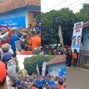 Jokowi Bagi-Bagi Bansos di Depan Spanduk Prabowo-Gibran