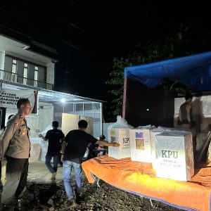 Polres Takalar Kawal Pergeseran Kotak Suara dari PPK ke Gudang Logistik KPU