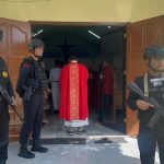 Pastikan Keamanan Dan Kenyamanan Ibadah Jumat Agung, Brimob Bone Patroli Sasar Gereja