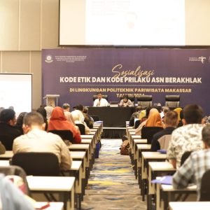 Poltekpar Makassar Gelar Sosialisasi Kode Etik dan Kode Perilaku ASN BerAkhlak