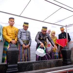 Pj Sekda Gowa Terima Kunjungan Pj Bupati Bone di Makam Pahlawan Arung Palakka 