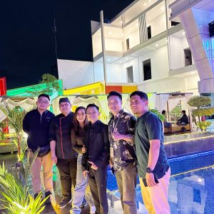 Pertama di Makassar, Cafe Ala Beach Klub D’ Sultan Pool & Eatry