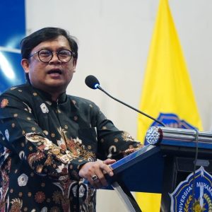 Komunitas Senam Sabtu Sehat Berbagi Takjil di Kampus Unismuh