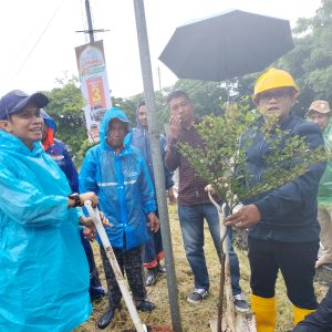 Peringat Hari Kehutanan Sedunia, Dispora Makassar Inisiasi Tanam 2020 Pohon Hijaukan Kota Daeng