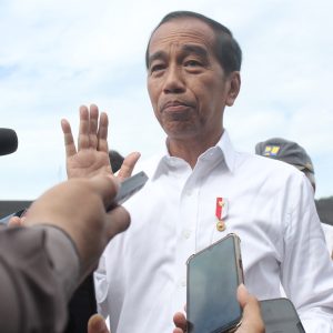 Soal Bantuan Stimulan Tahap II Pasca Gempa, Jokowi: Kita Akan Cek di BNPB