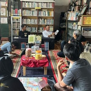 Dari Diskusi Proses Kreatif Menulis Buku Bachtiar Adnan Kusuma di TAKANITRA Kabupaten Barru