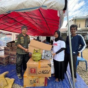 Bantu Korban Banjir, LAZ Haji Kalla Kerahkan Kalla Rescue dan Salurkan Logistik