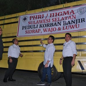 PHRI dan IHGMA Sulsel Salurkan Bantuan Bagi Korban Bencana di Sidrap, Wajo dan Luwu